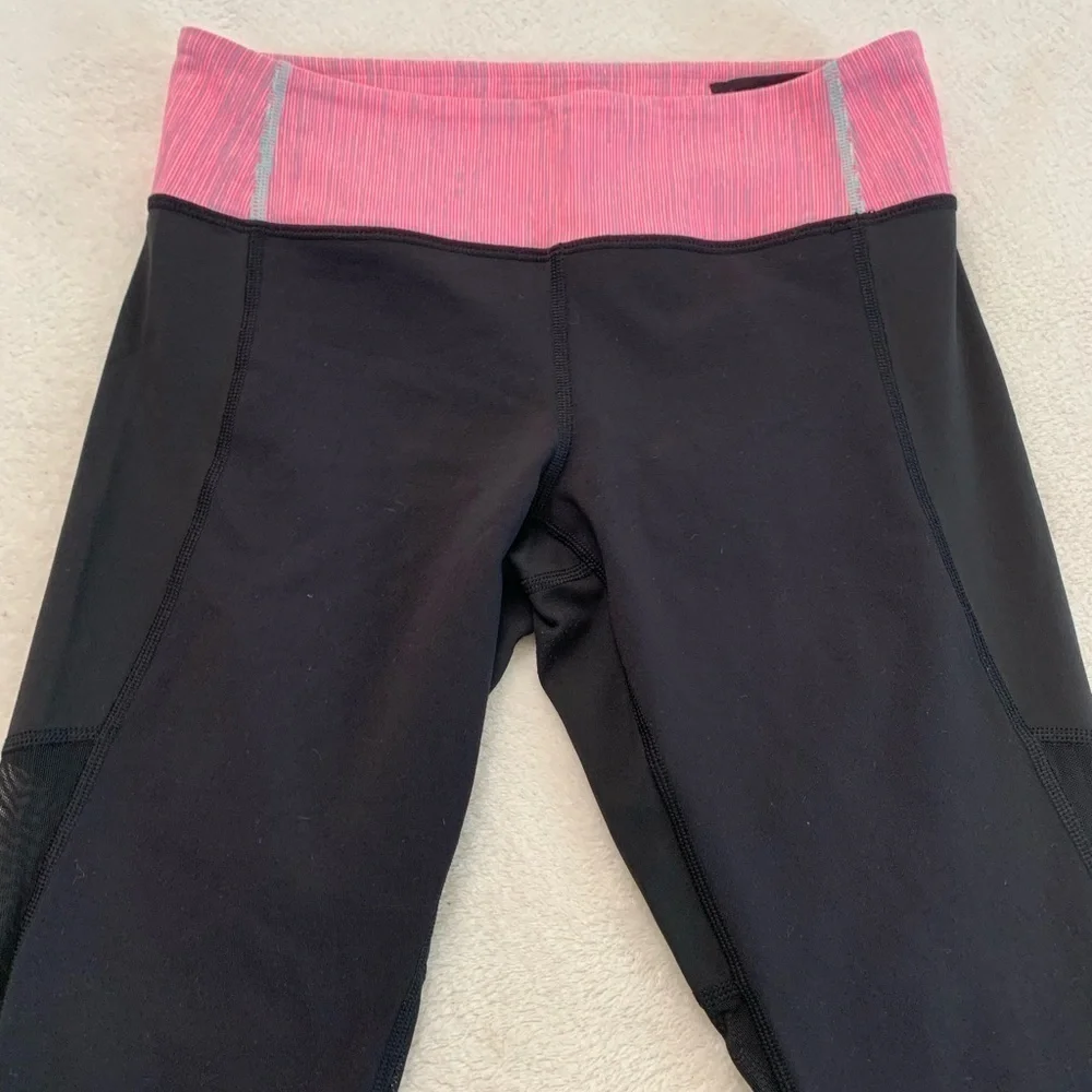 Lululemon Athletica Black & Pink Mesh Leggings Size 6 - Picture 15 of 16